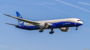 "Сингапурские авиалинии" объявили о первом рейсе на Boeing 787-10
